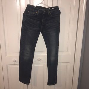 Levi’s dark wash jeans 510
